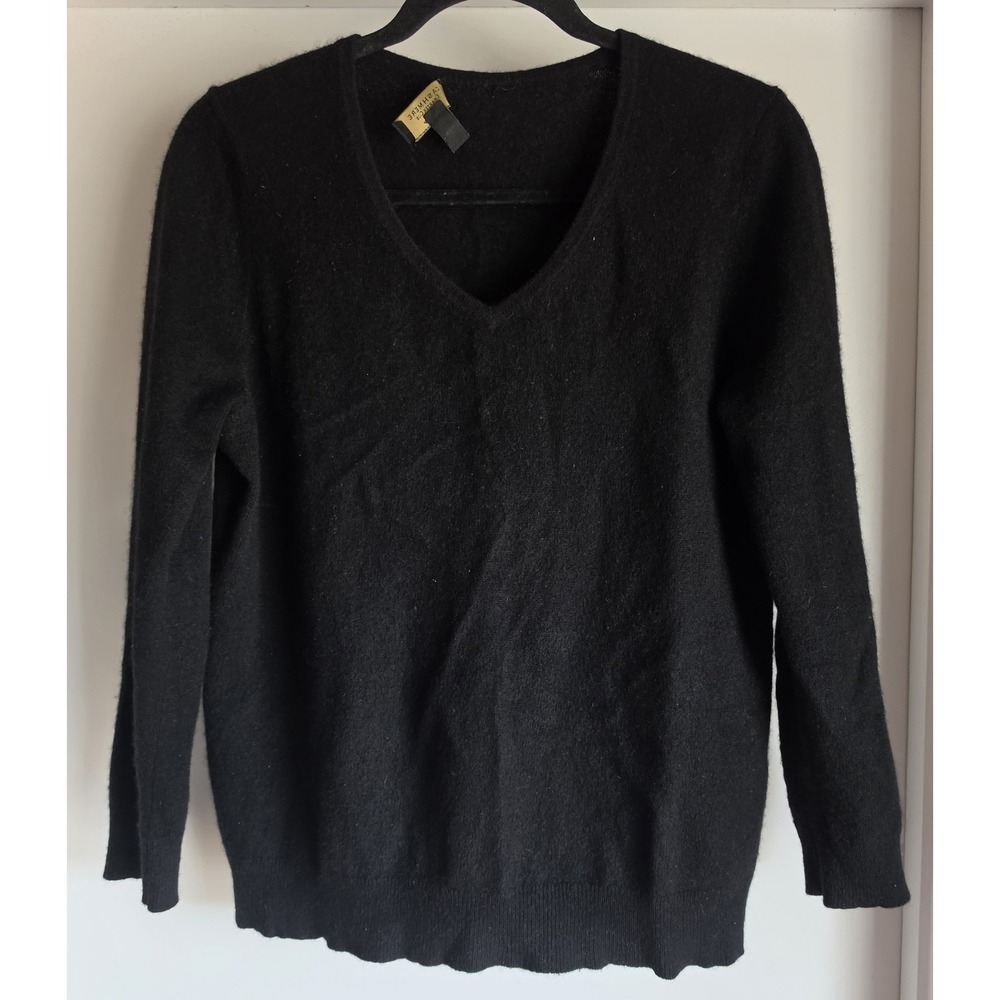 Charter Club Cashmere Sweater L Black V-Neck Long Sleeve Pullover Classic